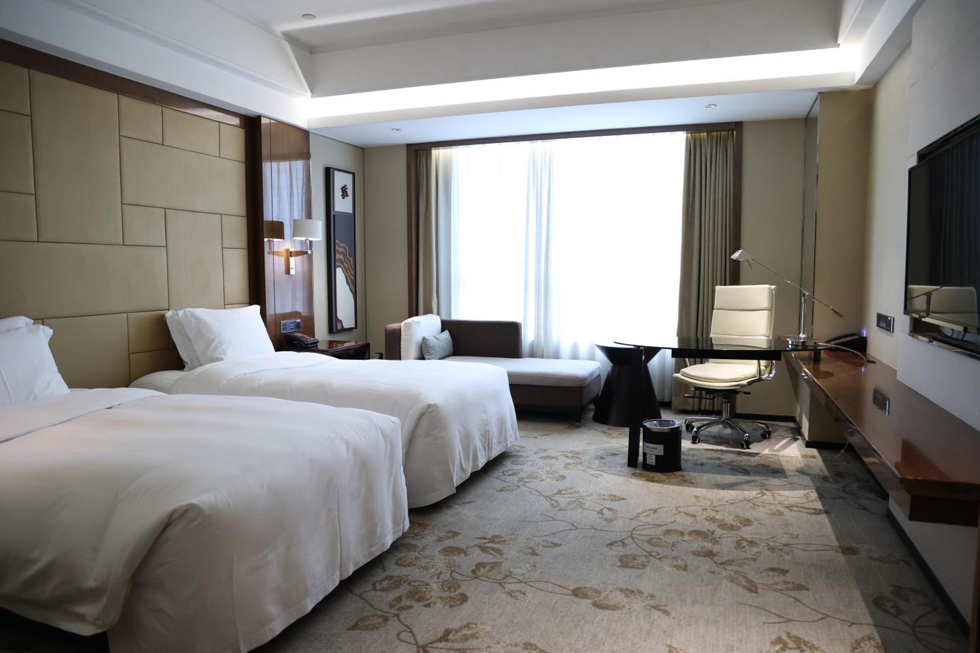 Swissotel Guangzhou Exterior foto